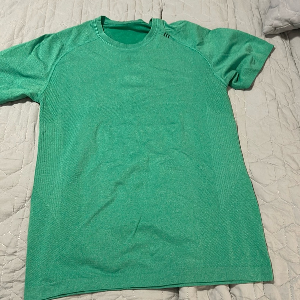 Lululemon shirt